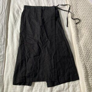 White House Black Market size 6 SKORT